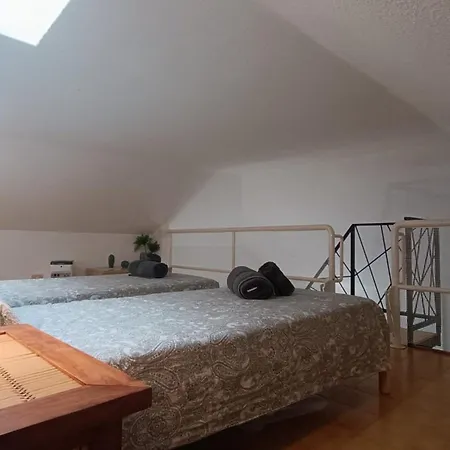 Apartment Mara's House With Heated Pool, Air Con And Second Mezzanine Bedroom