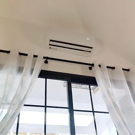 شقة Mara's House With Heated Pool, Air Con And Second Mezzanine Bedroom